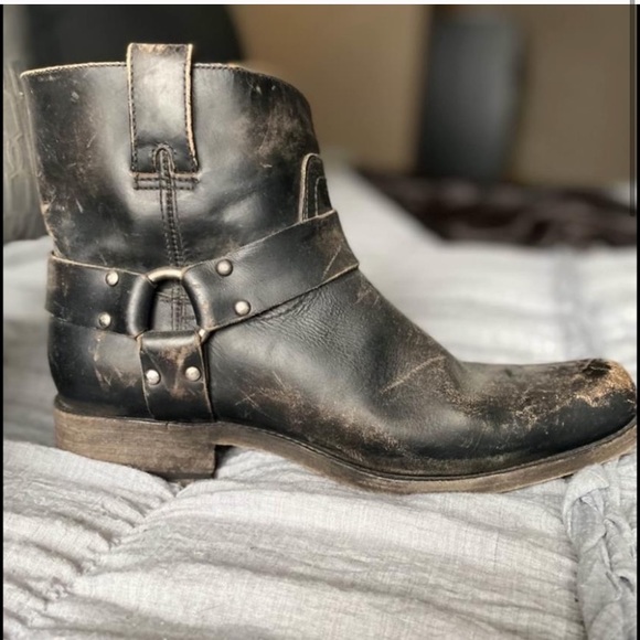 Frye Shoes - SALE 🌻 Frye Smith Harness boots. Size 11 🌻